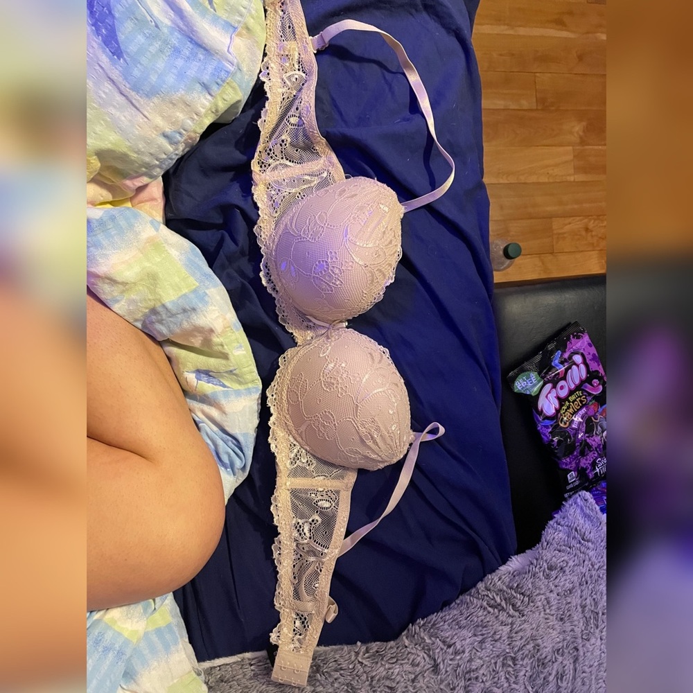 Laced push up bra